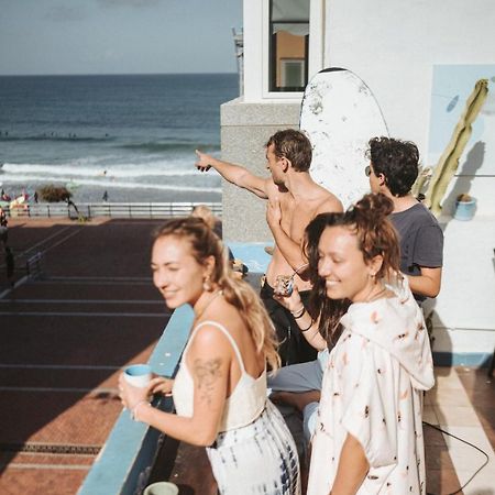 La Ventana Azul Surf Hostel 大加那利岛拉斯帕尔马斯 外观 照片