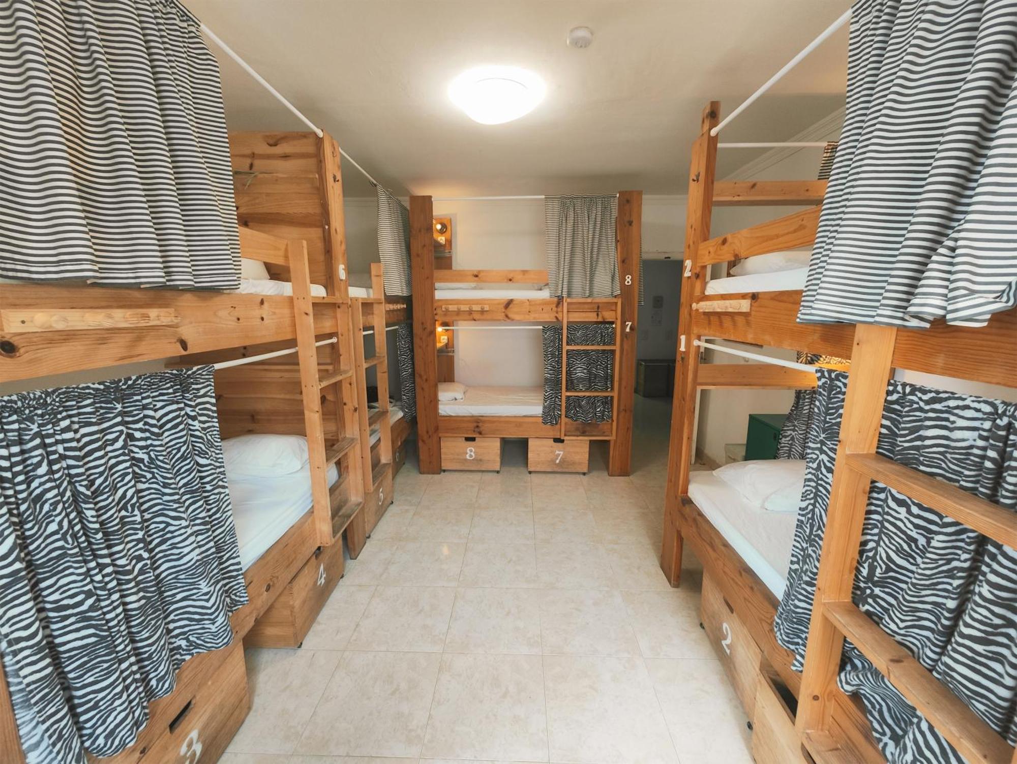 La Ventana Azul Surf Hostel 大加那利岛拉斯帕尔马斯 外观 照片