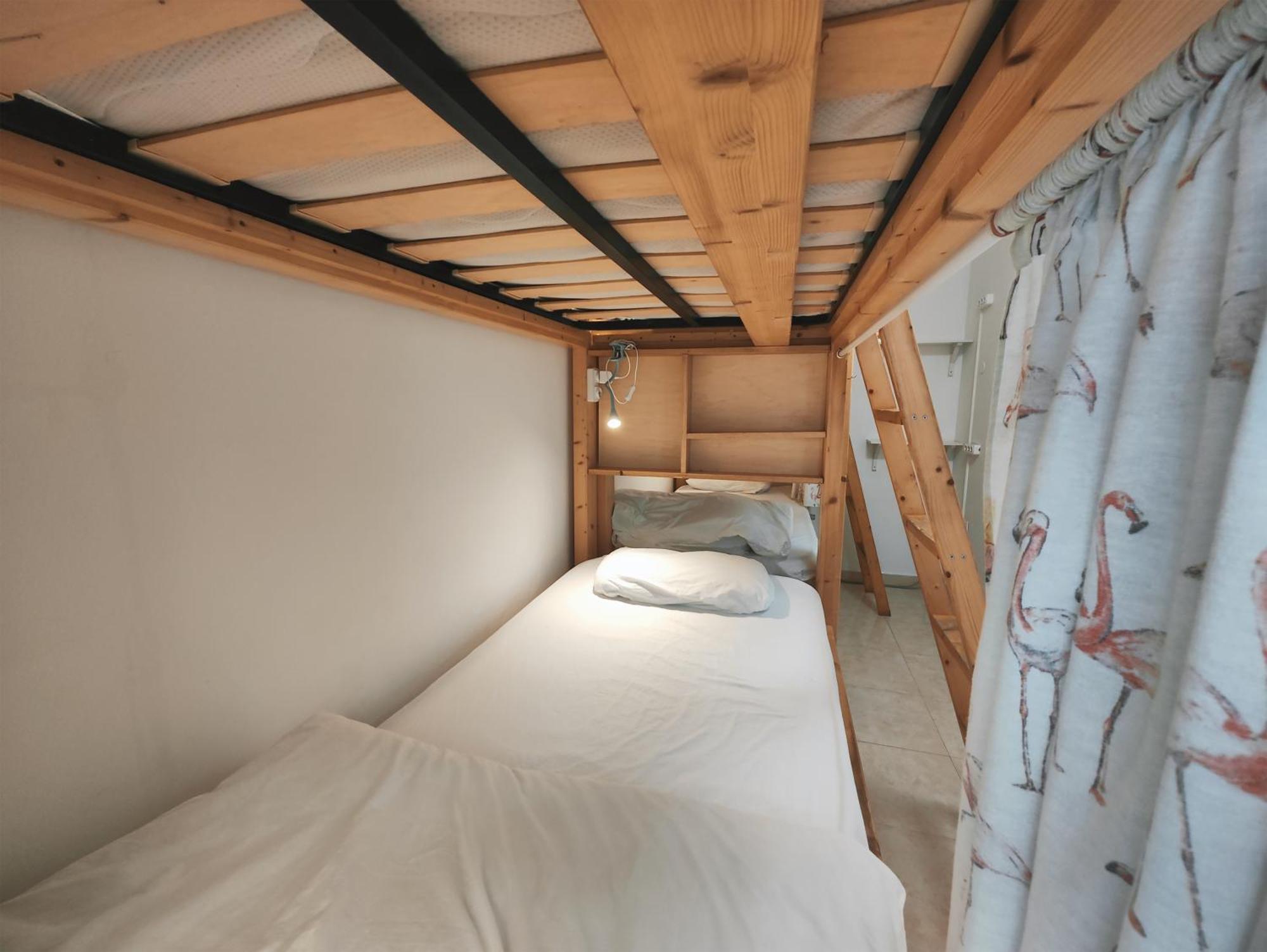 La Ventana Azul Surf Hostel 大加那利岛拉斯帕尔马斯 外观 照片