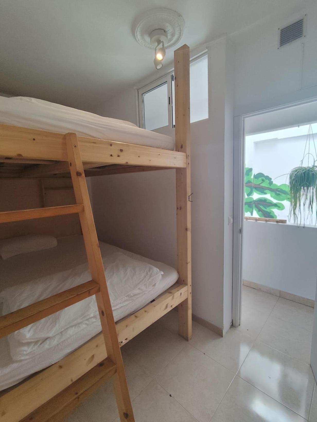 La Ventana Azul Surf Hostel 大加那利岛拉斯帕尔马斯 外观 照片