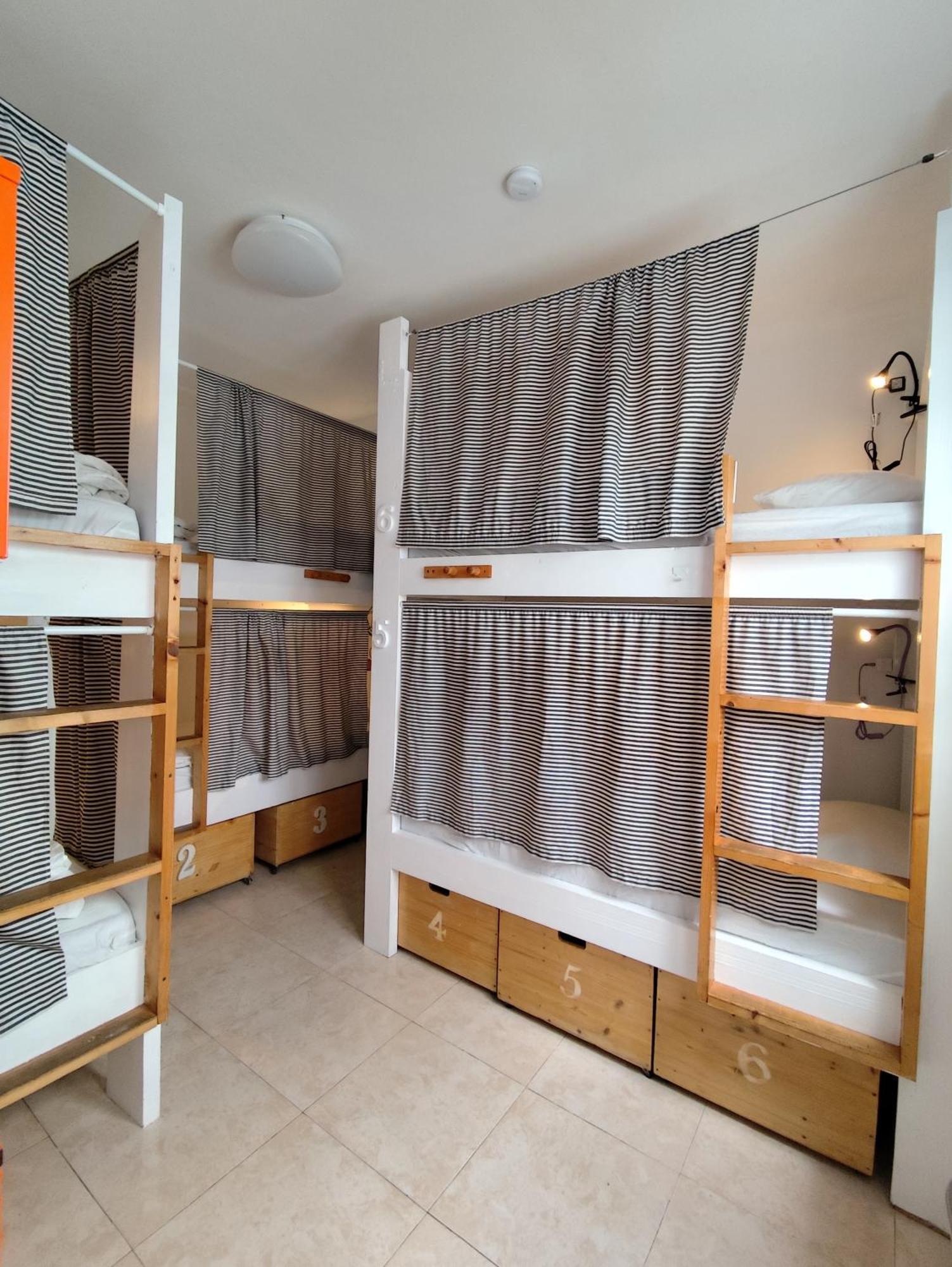 La Ventana Azul Surf Hostel 大加那利岛拉斯帕尔马斯 外观 照片